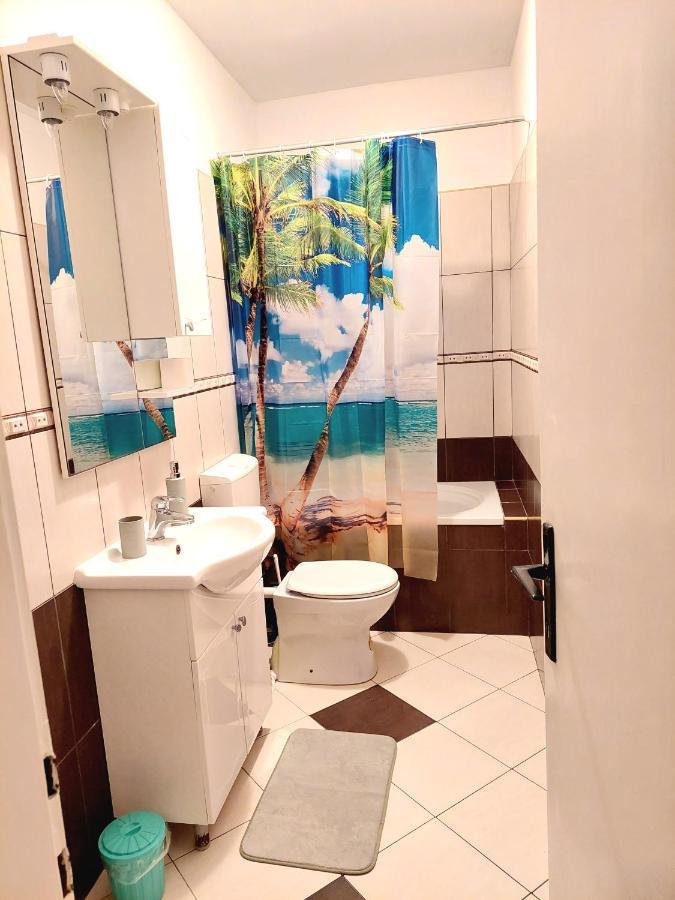 Luna Apartments Baška Voda Zewnętrze zdjęcie