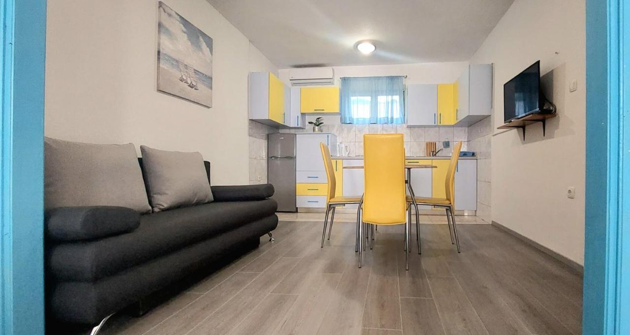 Luna Apartments Baška Voda Zewnętrze zdjęcie