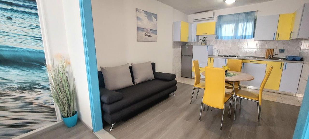 Luna Apartments Baška Voda Zewnętrze zdjęcie