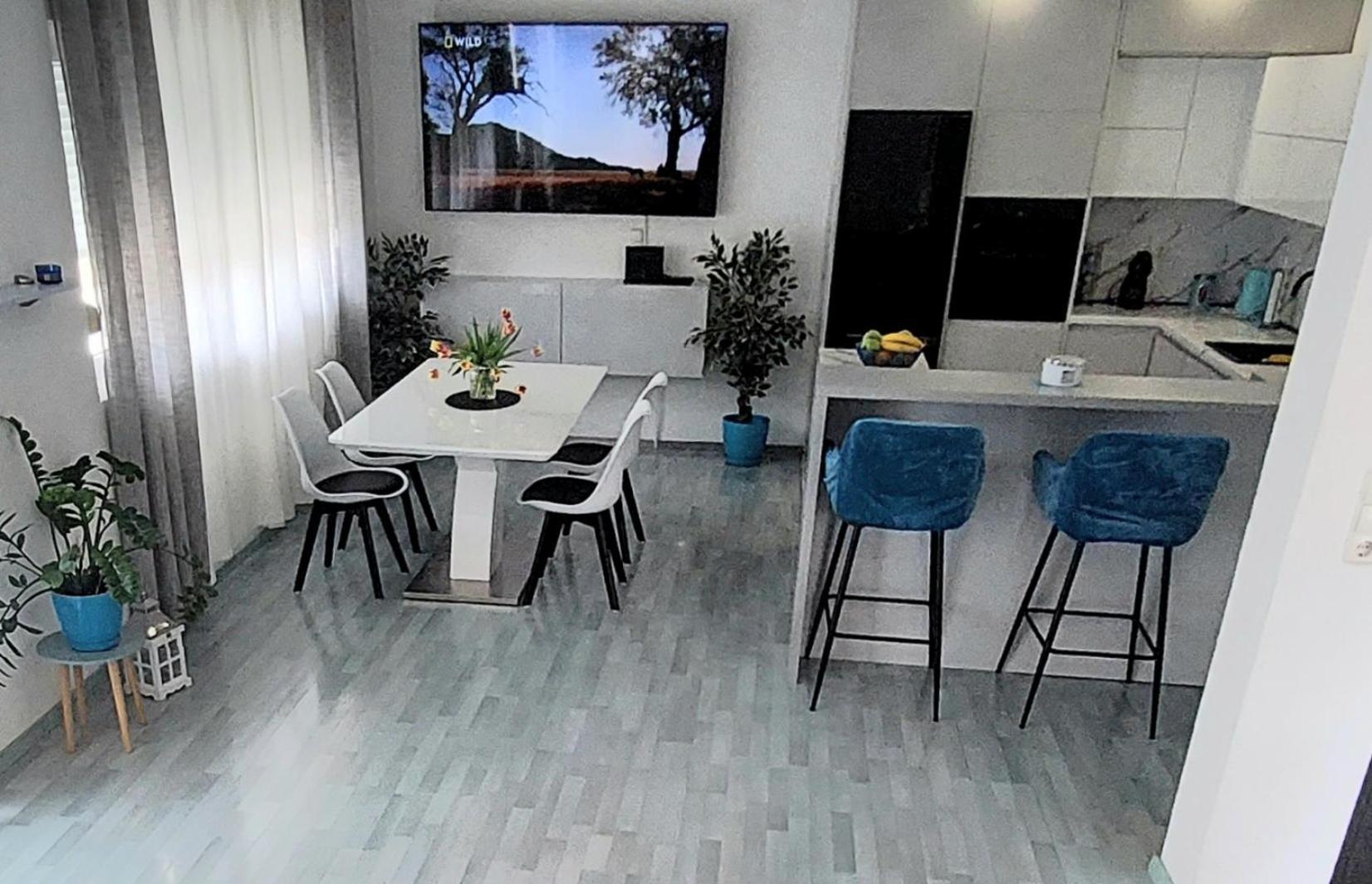 Luna Apartments Baška Voda Zewnętrze zdjęcie